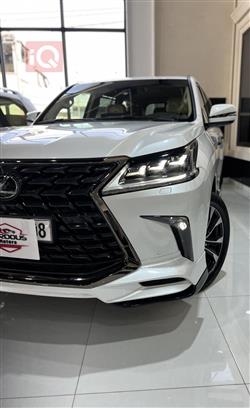 Lexus LX